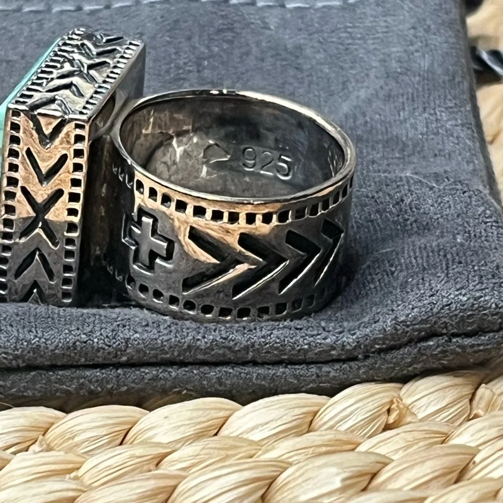 Silpada Sterling Turquoise Square Ring with Southwestern Band Size 6.5-7 - Picture 5 of 6